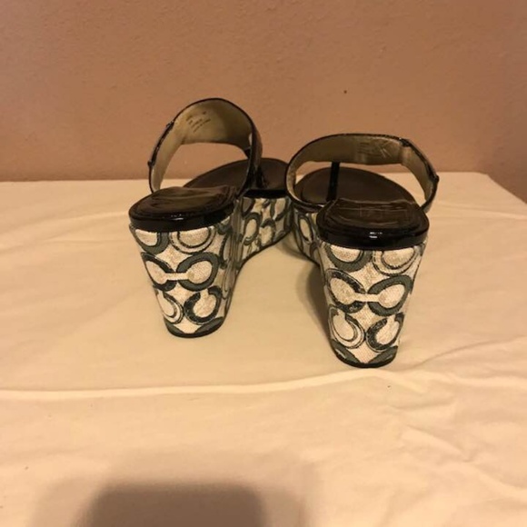 Coach Sandals size 9 - Picture 3 of 6